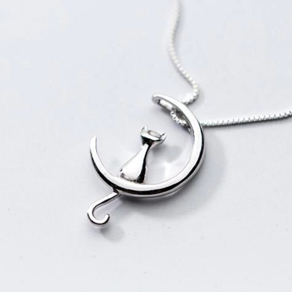 NEW 925 Sterling Silver Cat Moon Necklace - Picture 3 of 6
